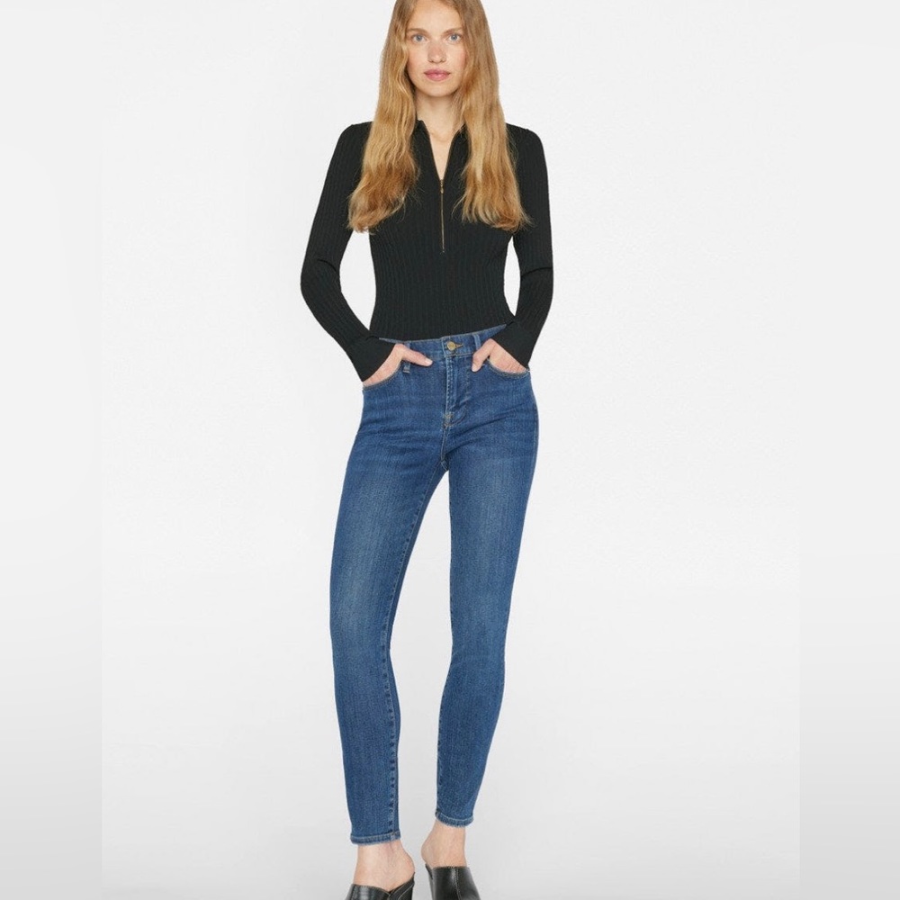 Frame Super stretch denim Semi High Rise Skinny leg, Size 27 Color Blue